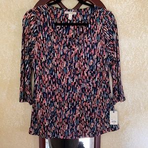 Dana Buchanan Top size Medium V-Neck